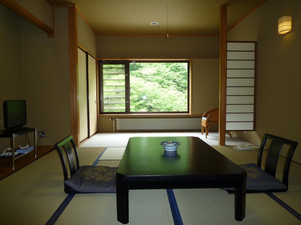 Hamaya Ryokan Nakanojo Zewnętrze zdjęcie